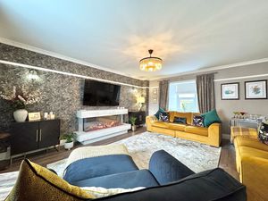 Photo 15- click for photo gallery